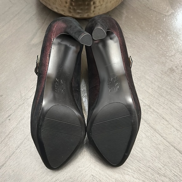 Naturalizer Cabernet Sauvignon Metallic Talissa Leather Pump - Women - Picture 3 of 12